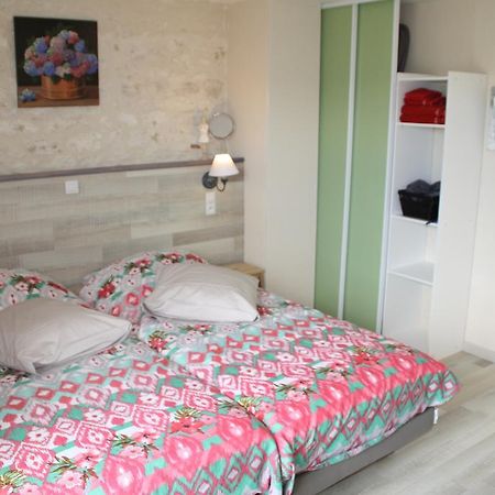 La Perle Du Lot Bed & Breakfast Castelnau-Montratier Exterior photo